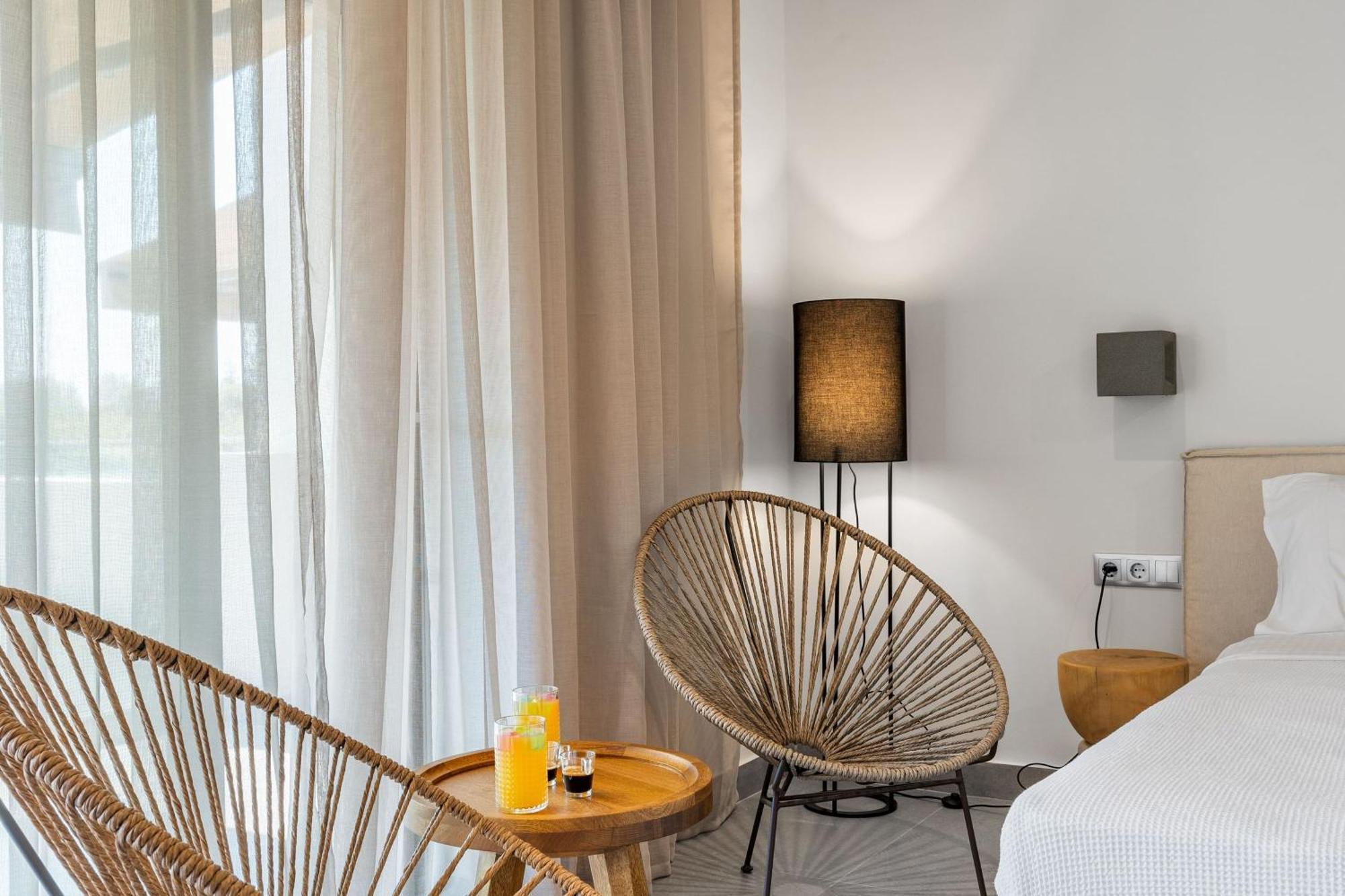 Blue Symphony Suites Apartments Nikiana Eksteriør billede